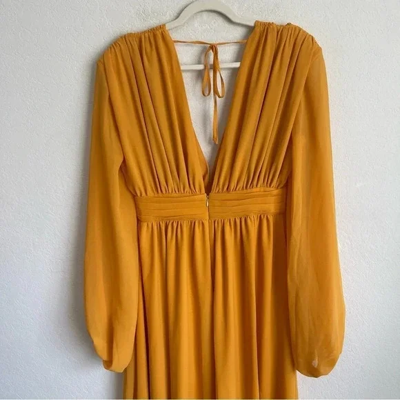 NWT Michael Costello x REVOLVE Kerry Gown in Marigold Long Sleeve - Picture 6 of 8